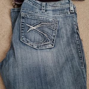 Silver Jeans Suki SZ 18/ L 32